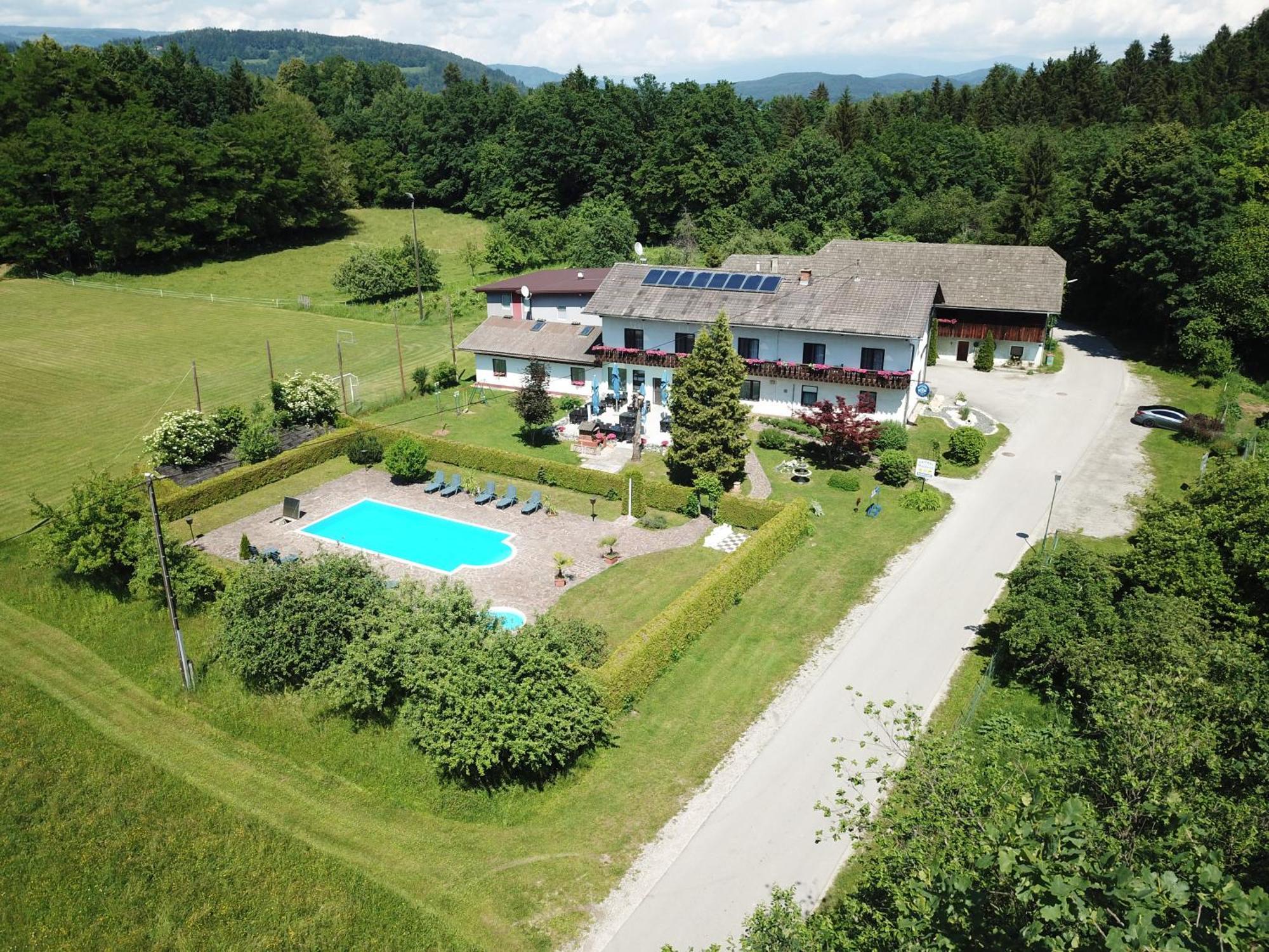 Gasthof Waldwirt 상트칸지안 외부 사진