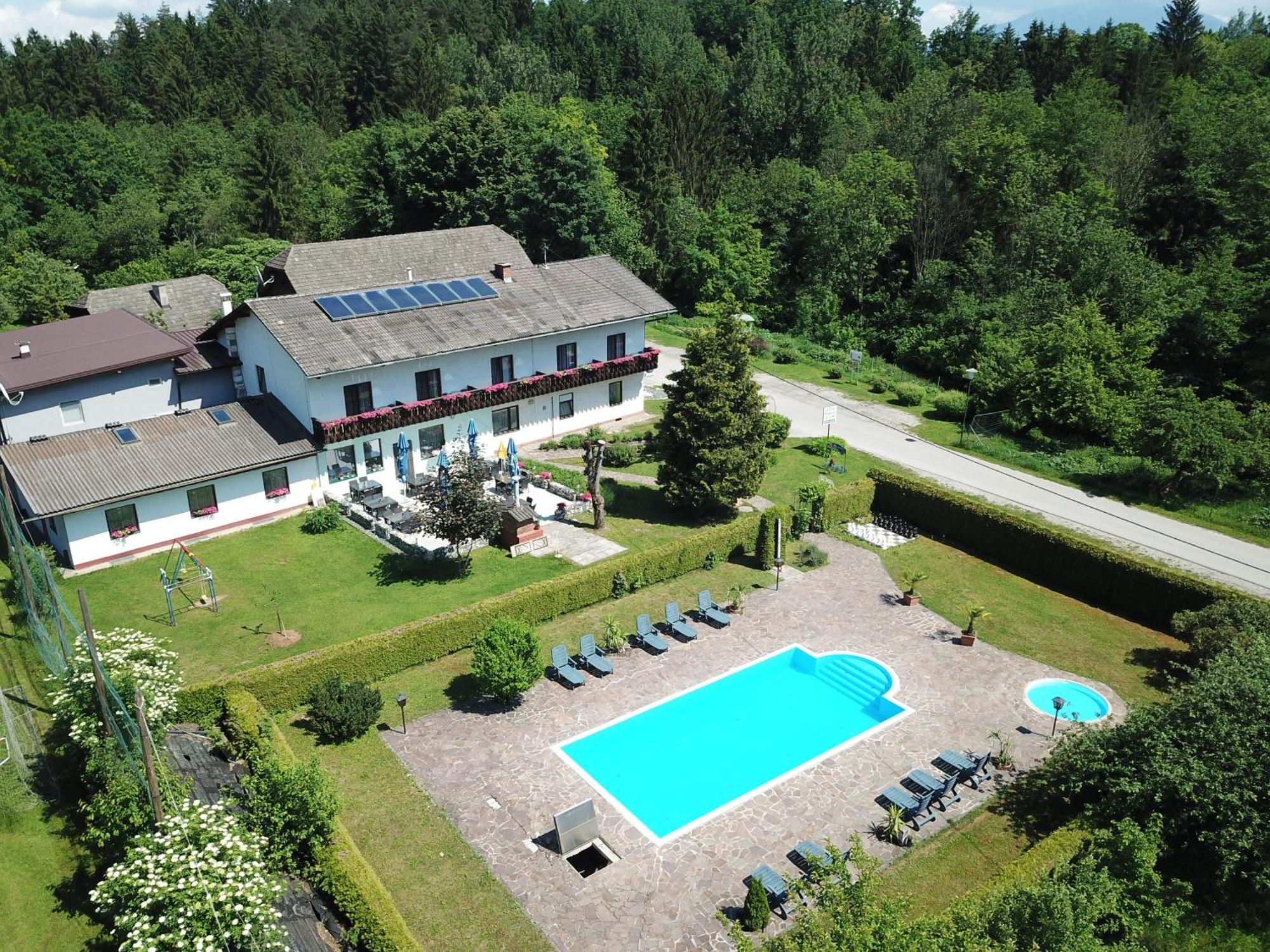 Gasthof Waldwirt 상트칸지안 외부 사진
